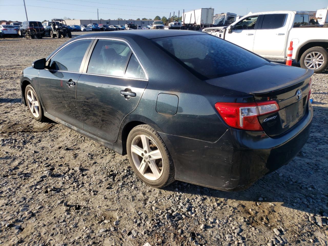 Photo 3 from auction – 2012 TOYOTA CAMRY BASE with VIN 4T1BF1FK4CU090686