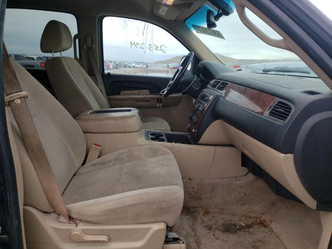 Photo 5 from auction – 2007 CHEVROLET SUBURBAN K with VIN 3GNFK16357G281642