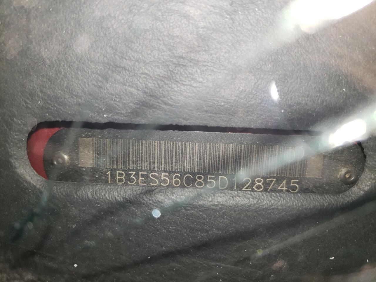 Photo 10 from auction – 2005 DODGE NEON SXT with VIN 1B3ES56C85D128745