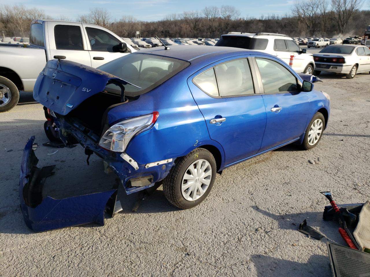 Photo 4 from auction – 2016 NISSAN VERSA S with VIN 3N1CN7AP5GL824451