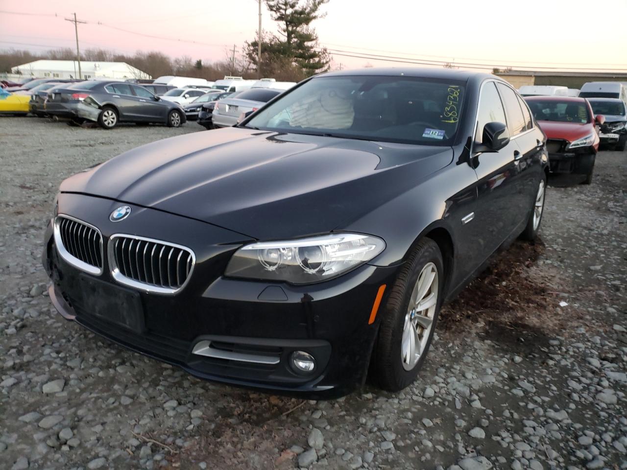 صورة رقم 2 من المزاد - 2015 BMW 528 XI مع VIN WBA5A7C5XFD624051
