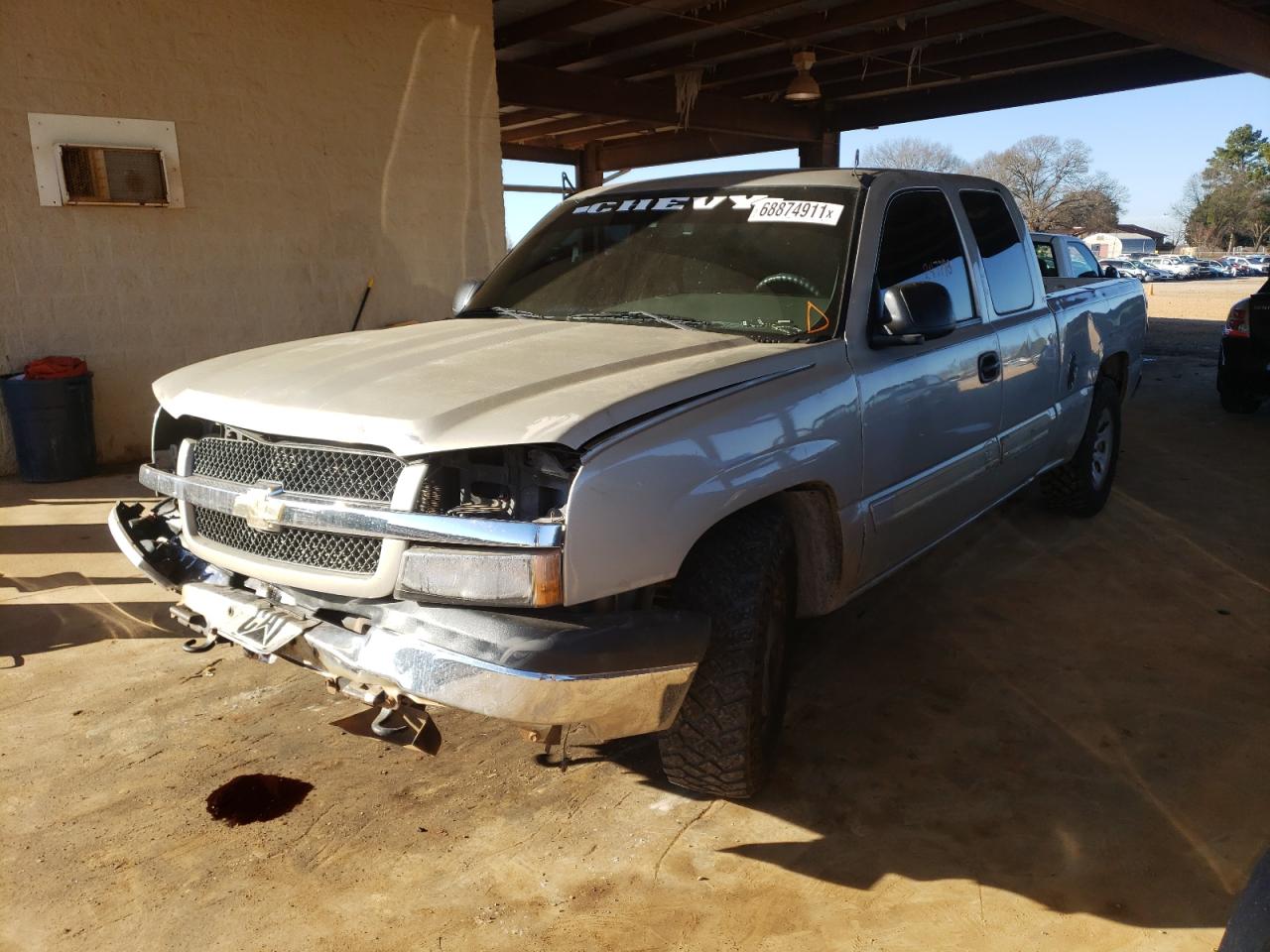 Photo 2 from auction – 2005 CHEVROLET SILVERADO with VIN 2GCEC19T751377419