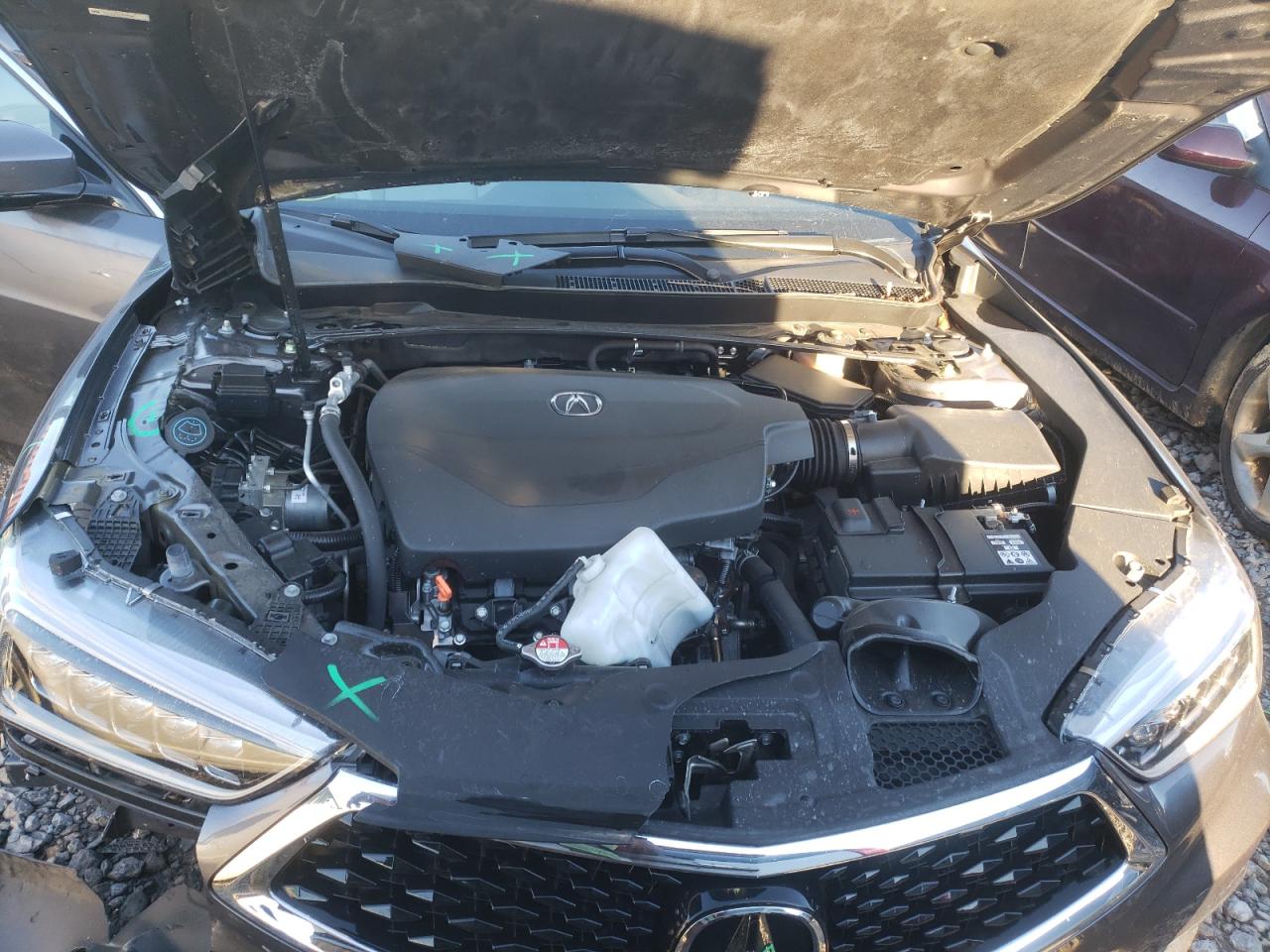 Photo 7 from auction – 2018 ACURA TLX with VIN 19UUB2F33JA011287