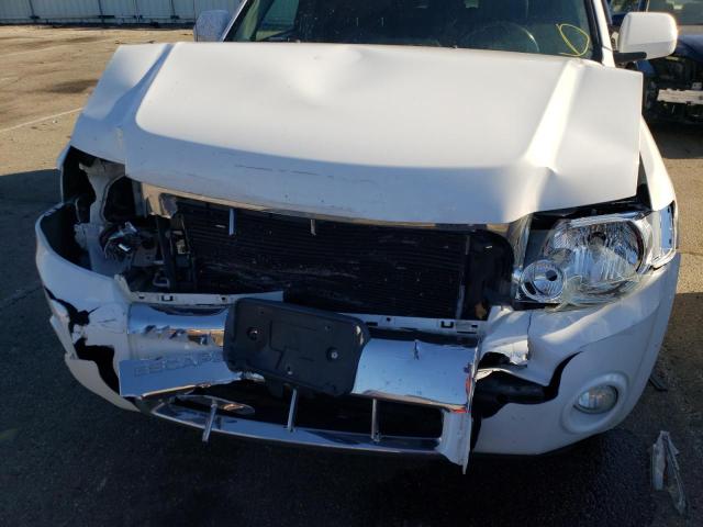 Photo 9 from auction – 2008 FORD ESCAPE LIM with VIN 1FMCU94168KD00047