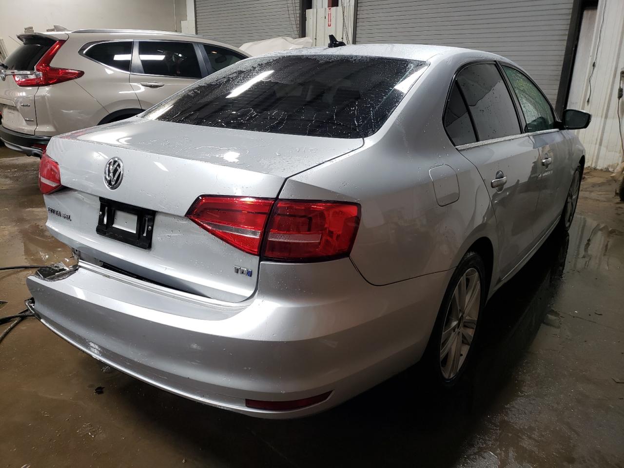 Photo 4 from auction – 2015 VOLKSWAGEN JETTA with VIN 3VWLA7AJXFM265411