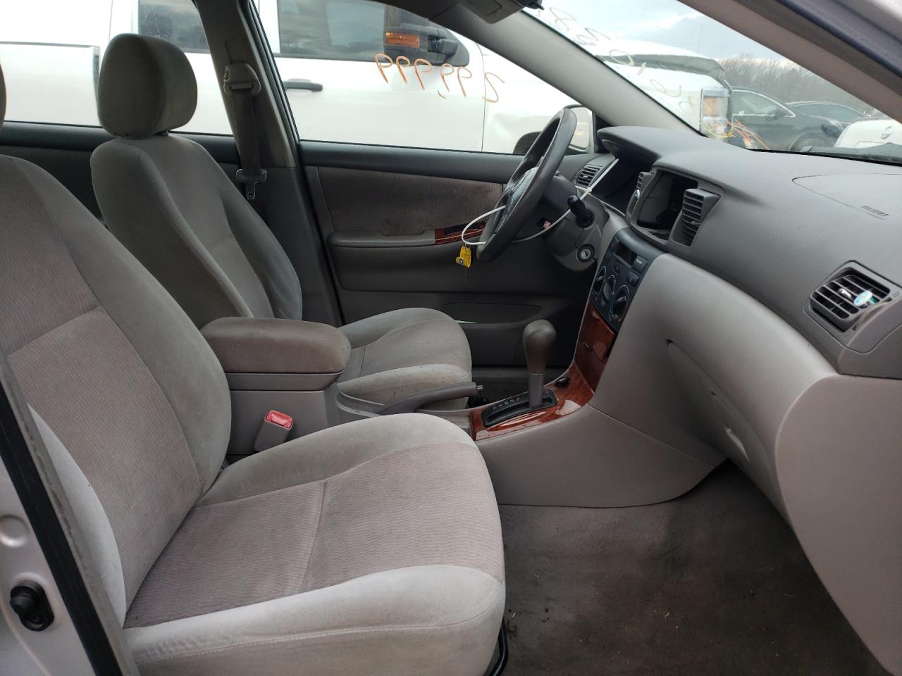 Photo 5 from auction – 2008 TOYOTA COROLLA CE with VIN 1NXBR32E58Z982276