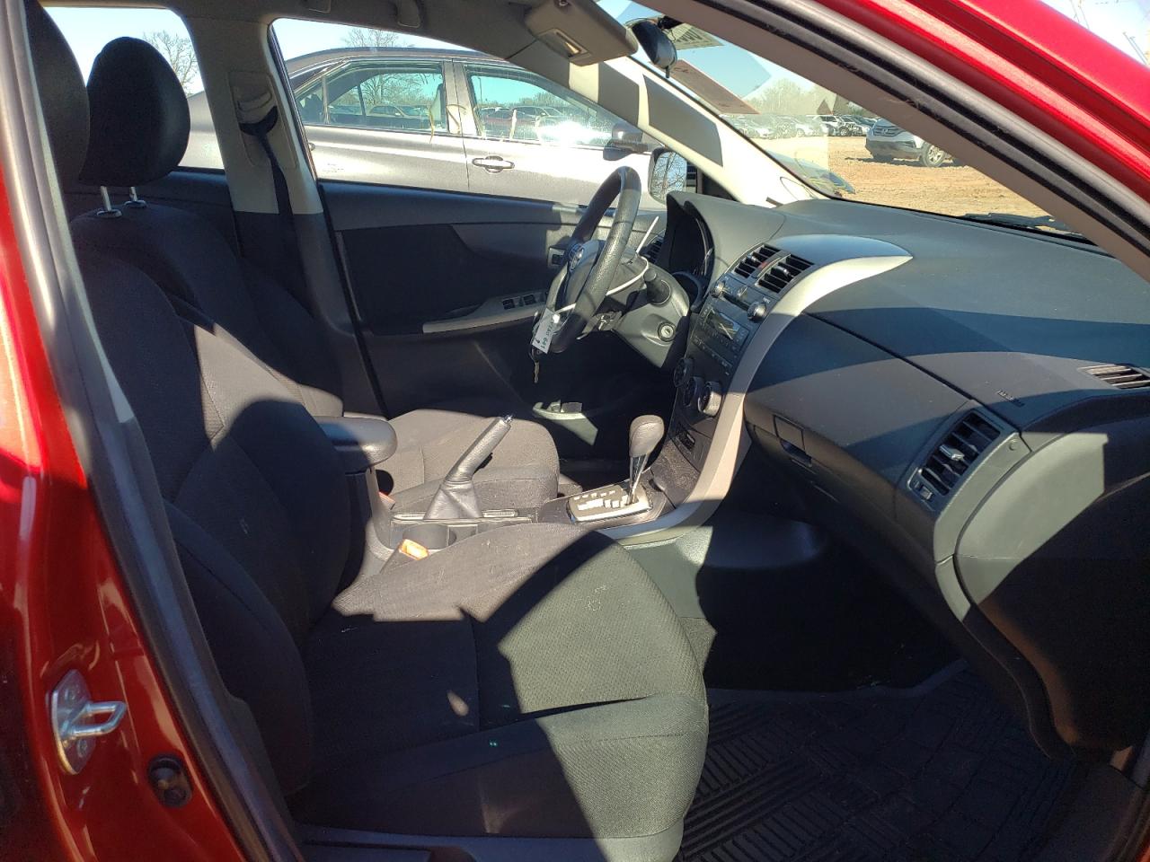 Photo 5 from auction – 2011 TOYOTA COROLLA BA with VIN 2T1BU4EE4BC693480
