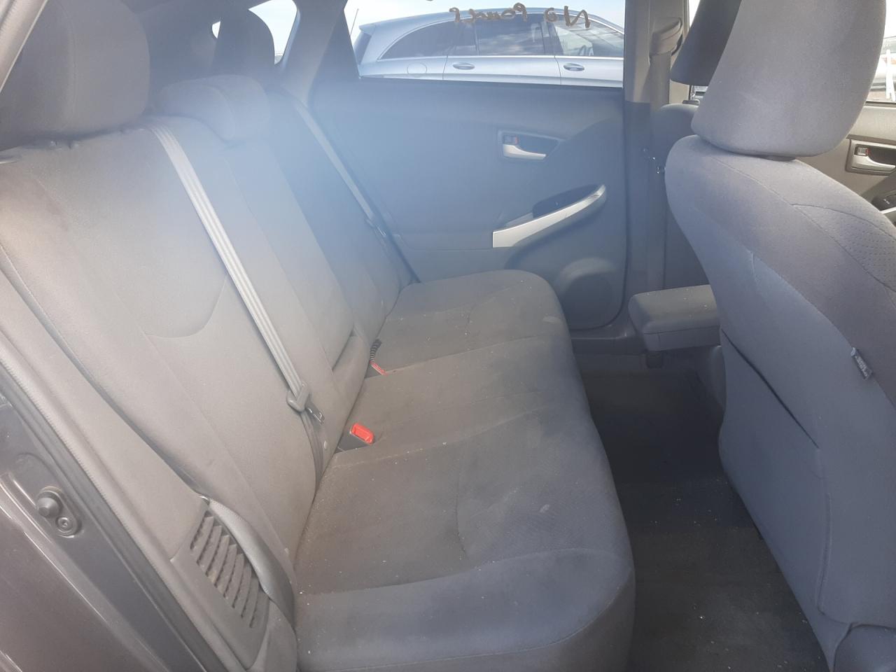 Photo 6 from auction – 2011 TOYOTA PRIUS with VIN JTDKN3DU6B1408413