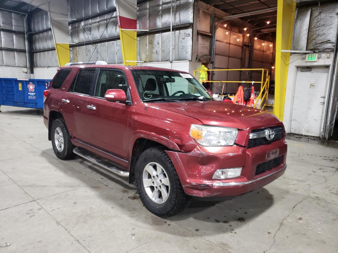 TOYOTA 4RUNNER SR 2011 with VIN JTEBU5JR9B5054471 - Photo from auction