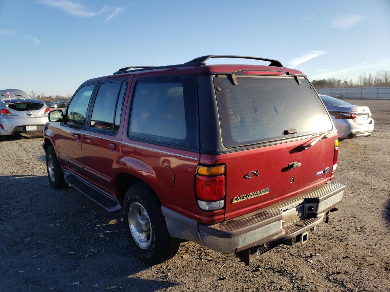 Photo 3 from auction – 1997 FORD EXPLORER with VIN 1FMDU34E4VUA01645