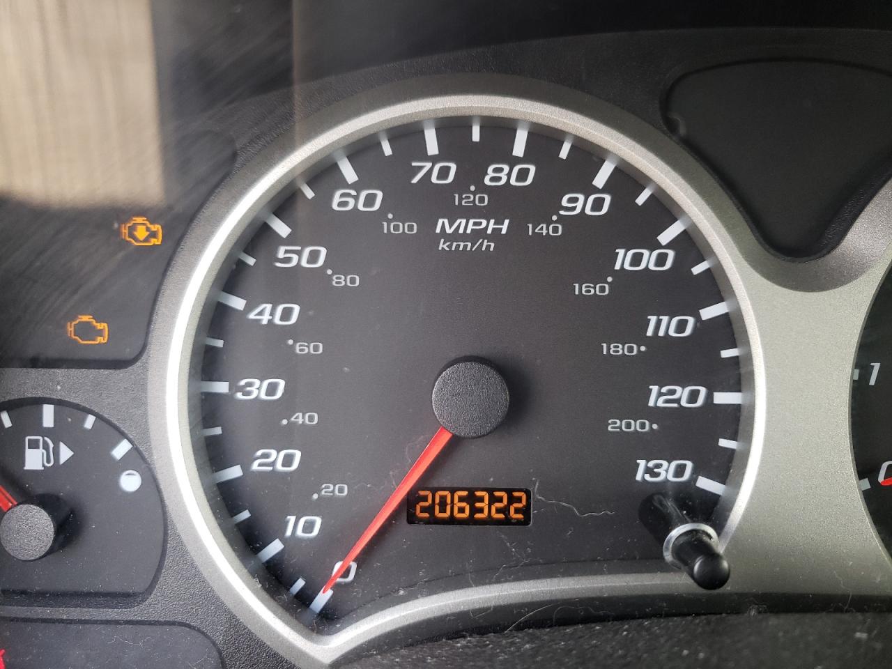 Photo 8 from auction – 2006 CHEVROLET EQUINOX LS with VIN 2CNDL13F866187188