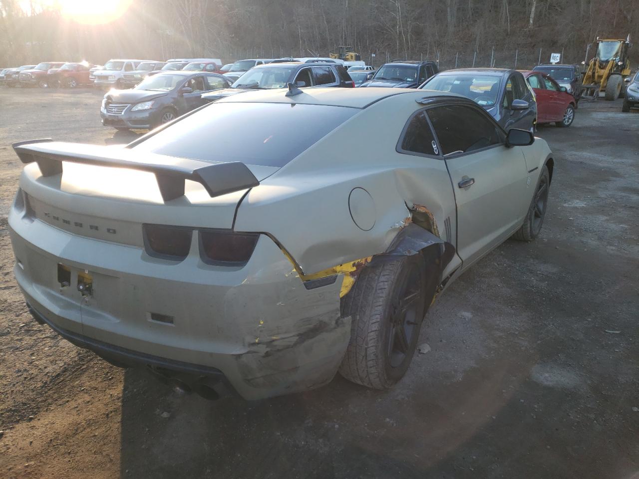 Photo 4 from auction – 2011 CHEVROLET CAMARO LT with VIN 2G1FB1ED0B9148138