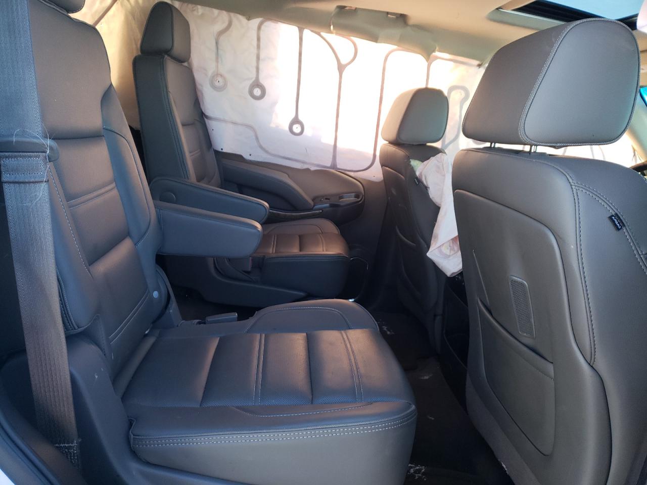 Photo 6 from auction – 2016 GMC YUKON DENA with VIN 1GKS2CKJXGR406453