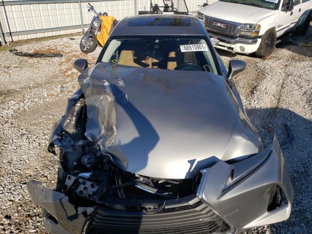 Photo 7 from auction – 2017 LEXUS IS 200T with VIN JTHBA1D21H5052936