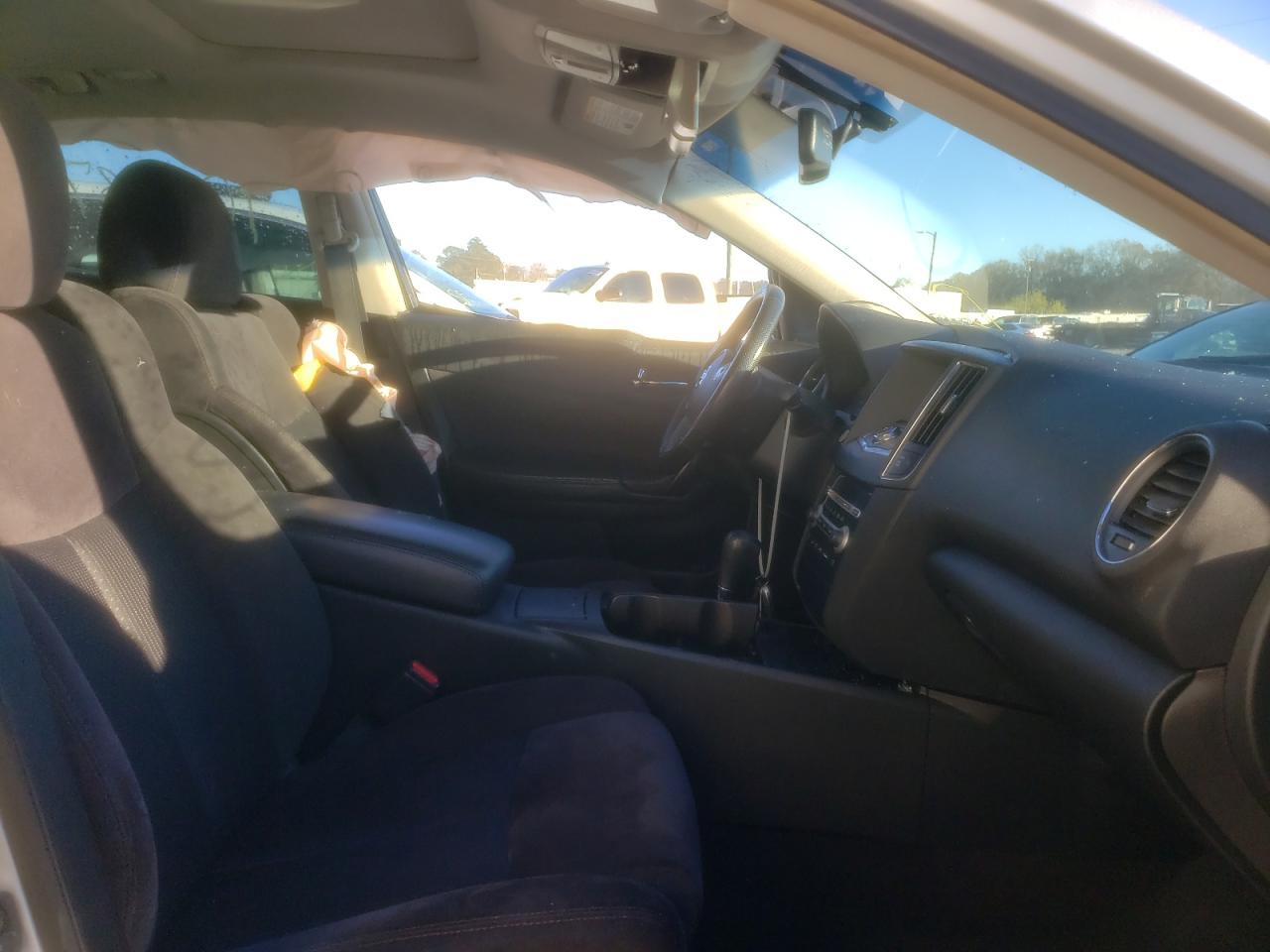 Photo 5 from auction – 2014 NISSAN MAXIMA S with VIN 1N4AA5AP3EC481030