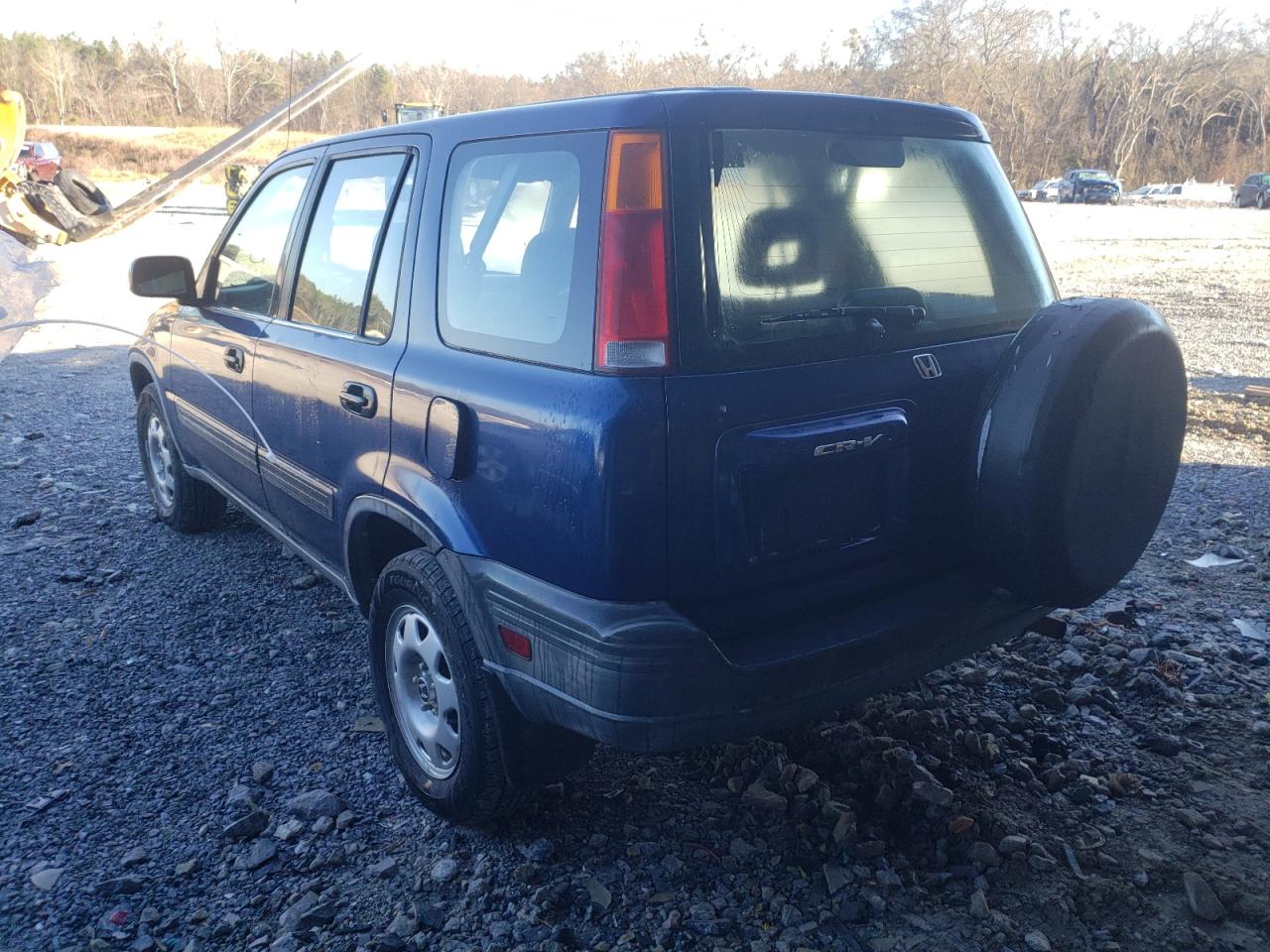 Photo 3 from auction – 1998 HONDA CR-V with VIN JHLRD2845WC008328
