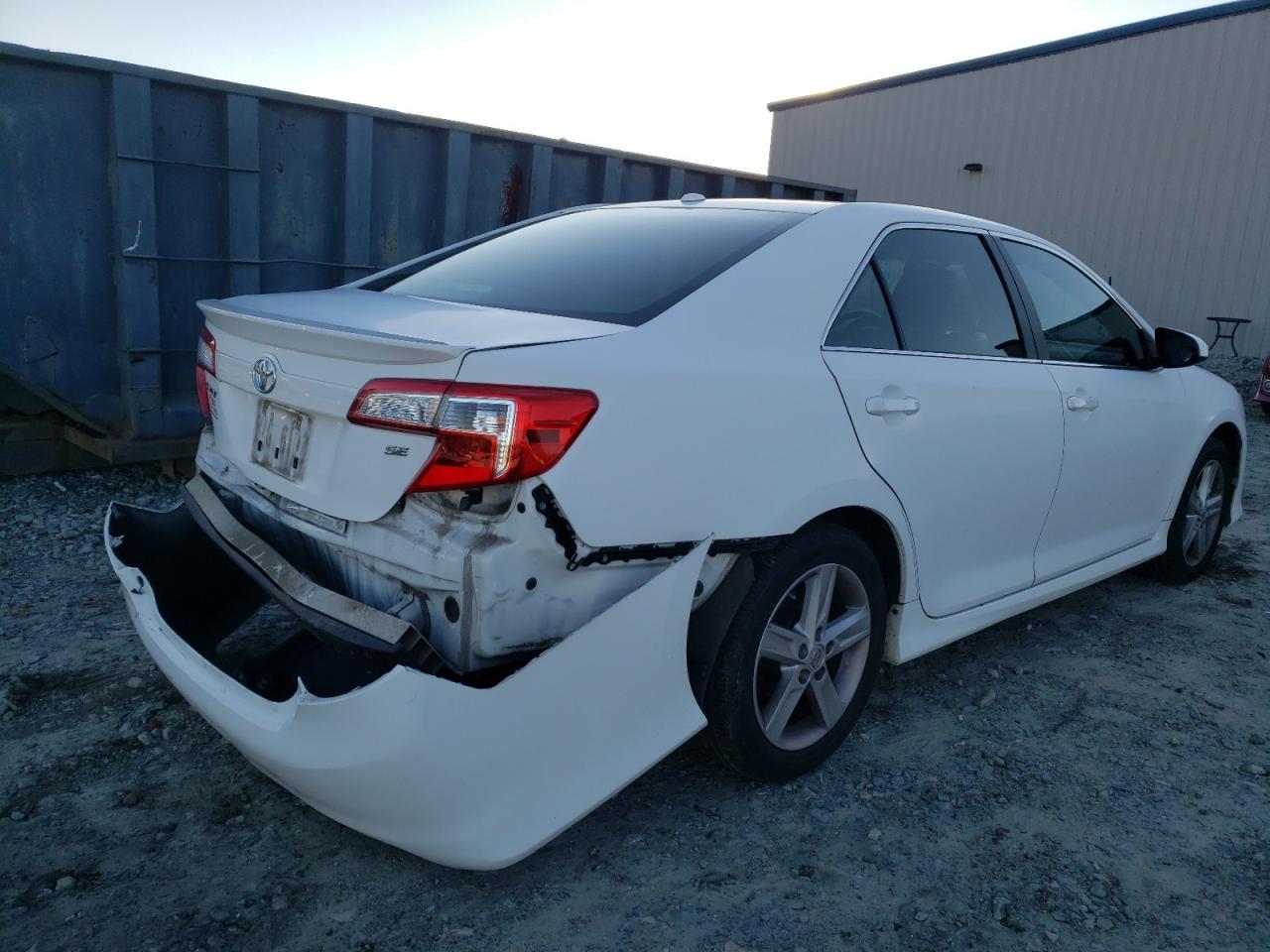 Photo 4 from auction – 2012 TOYOTA CAMRY BASE with VIN 4T1BF1FK5CU522010