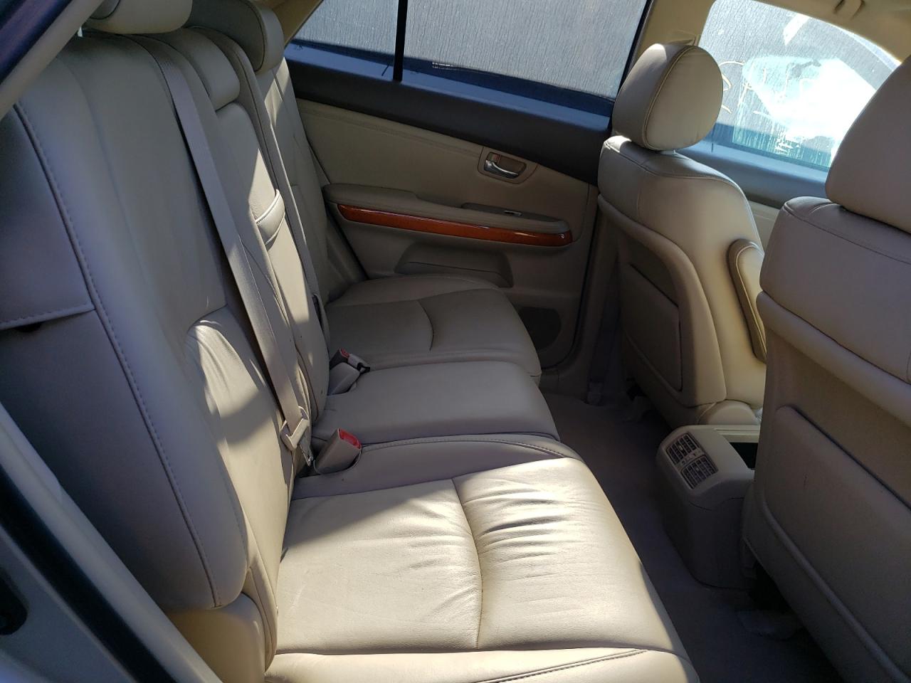 Photo 6 from auction – 2005 LEXUS RX 330 with VIN 2T2HA31U45C086280