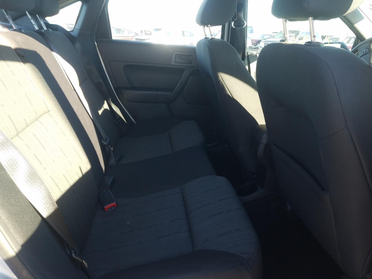 Photo 6 from auction – 2010 FORD FOCUS SE with VIN 1FAHP3FN2AW112564