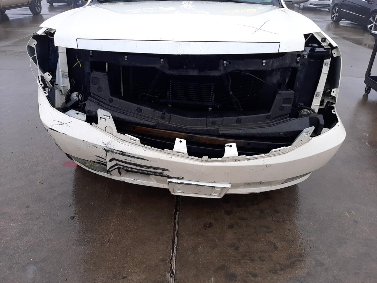 Photo 9 from auction – 2009 CADILLAC ESCALADE L with VIN 1GYFC23219R141673