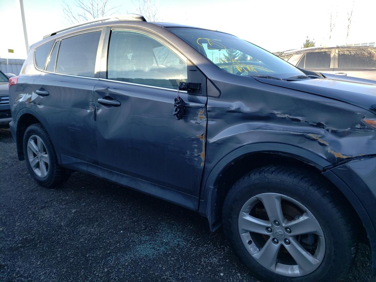 Photo 9 from auction – 2014 TOYOTA RAV4 XLE with VIN 2T3WFREV5EW081727