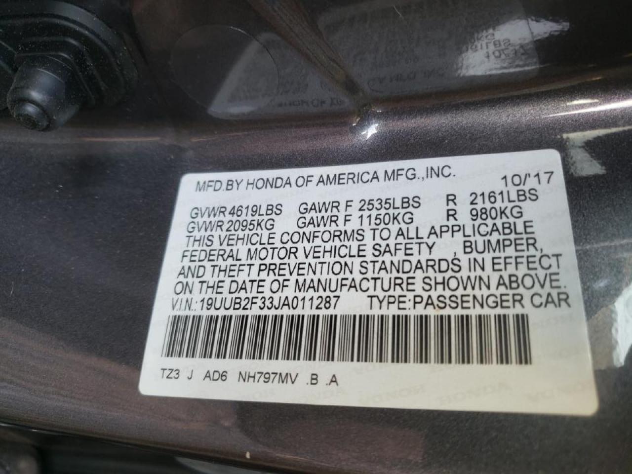 Photo 10 from auction – 2018 ACURA TLX with VIN 19UUB2F33JA011287