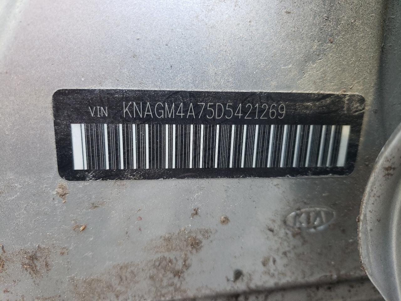 Foto 10 de la subasta – 2013 KIA OPTIMA LX con VIN KNAGM4A75D5421269