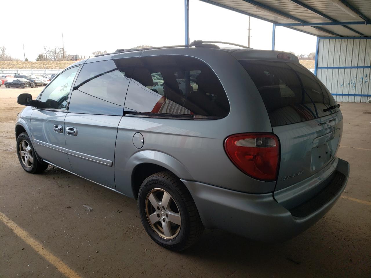 Photo 3 from auction – 2006 DODGE GRAND CARA with VIN 2D4GP44L16R727073