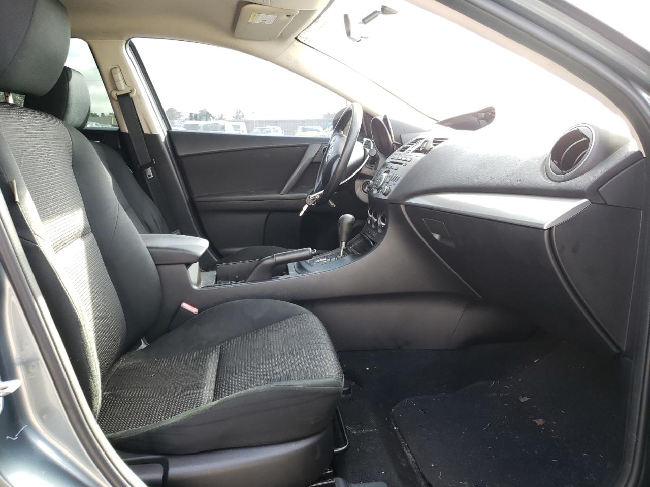 Photo 5 from auction – 2012 MAZDA 3 I with VIN JM1BL1UF1C1525880