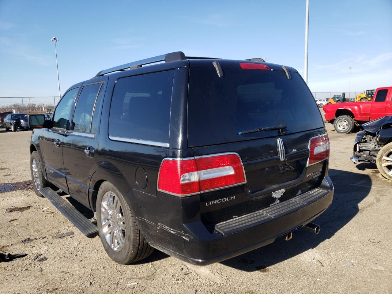Photo 3 from auction – 2008 LINCOLN NAVIGATOR with VIN 5LMFU28548LJ10255