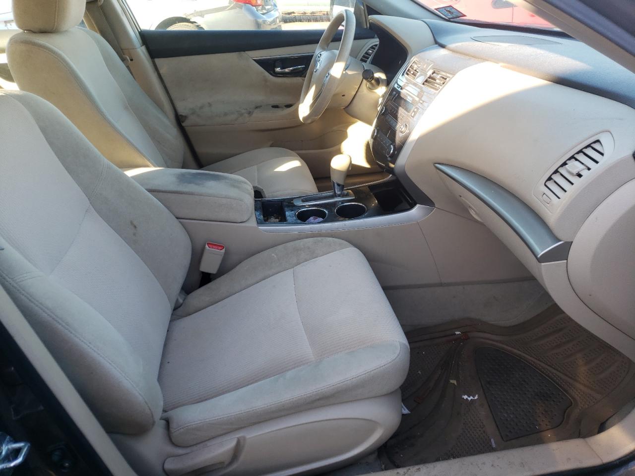 Photo 5 from auction – 2013 NISSAN ALTIMA 2.5 with VIN 1N4AL3AP8DC252789