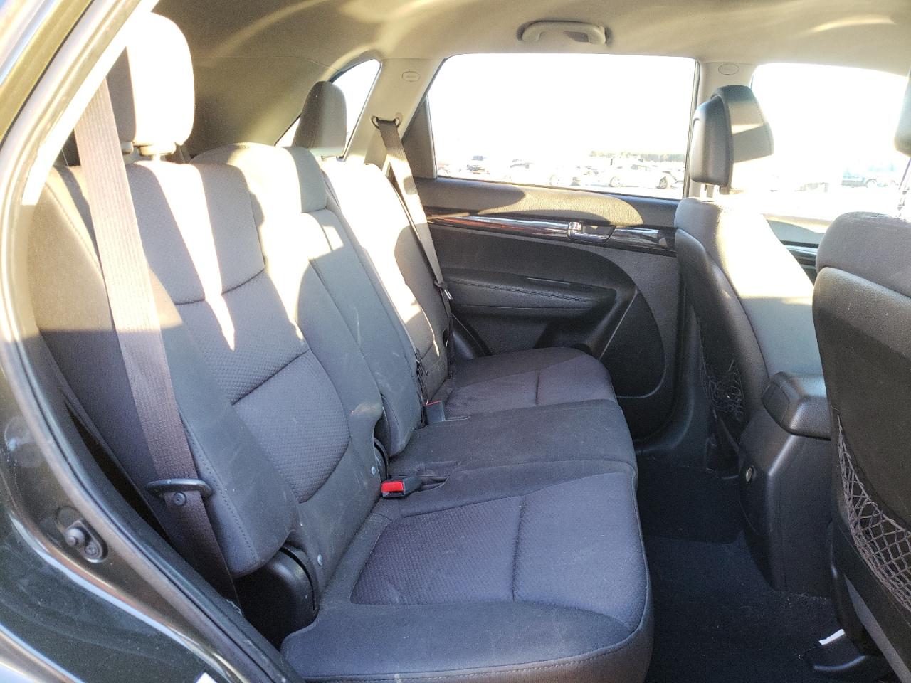 Photo 6 from auction – 2011 KIA SORENTO BA with VIN 5XYKT4A22BG142936