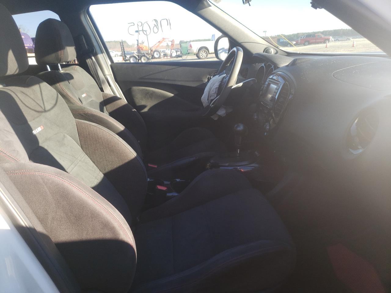 Photo 5 from auction – 2013 NISSAN JUKE S with VIN JN8AF5MV0DT231012