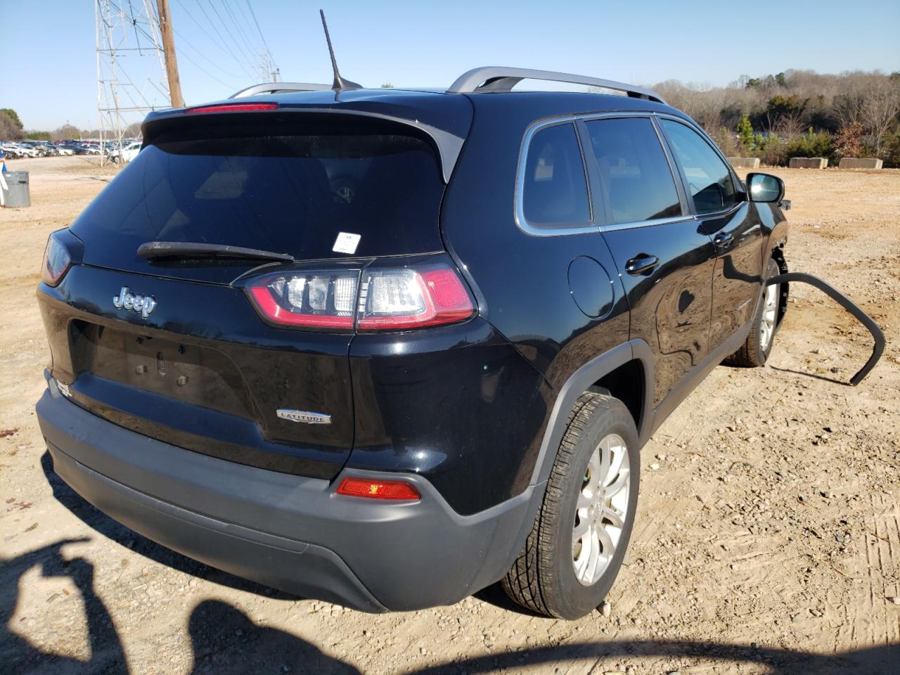 Photo 4 from auction – 2019 JEEP CHEROKEE L with VIN 1C4PJLCB4KD109129