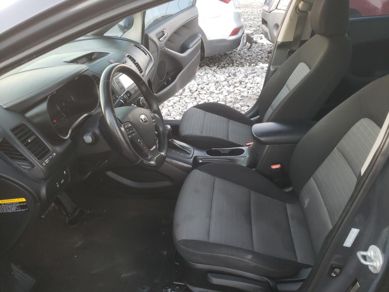 Photo 5 from auction – 2014 KIA FORTE EX with VIN KNAFX4A82E5113635