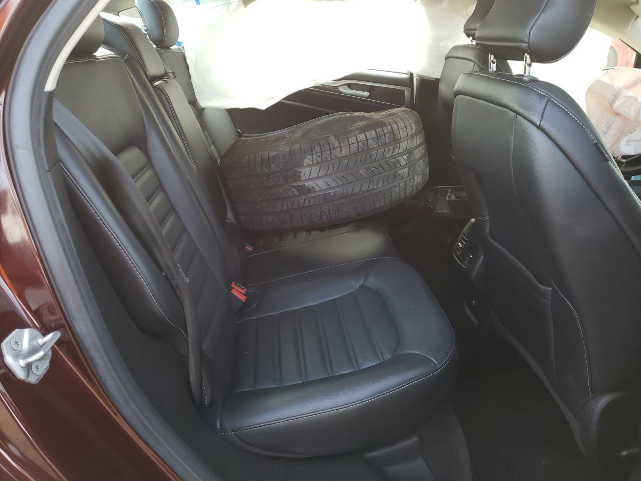 Photo 6 from auction – 2017 FORD FUSION SE with VIN 3FA6P0HD6HR218734
