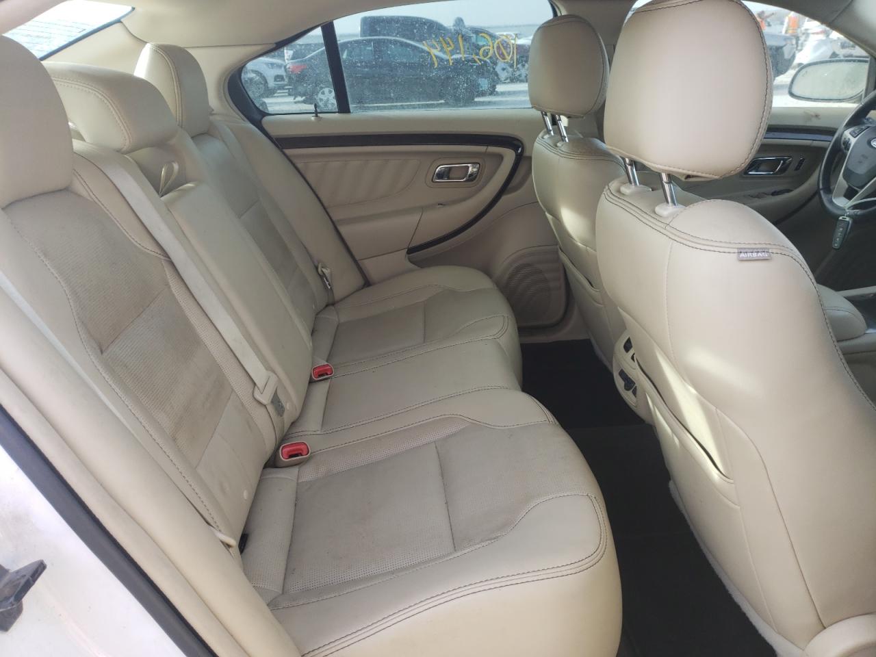 Photo 6 from auction – 2015 FORD TAURUS LIM with VIN 1FAHP2F87FG110234