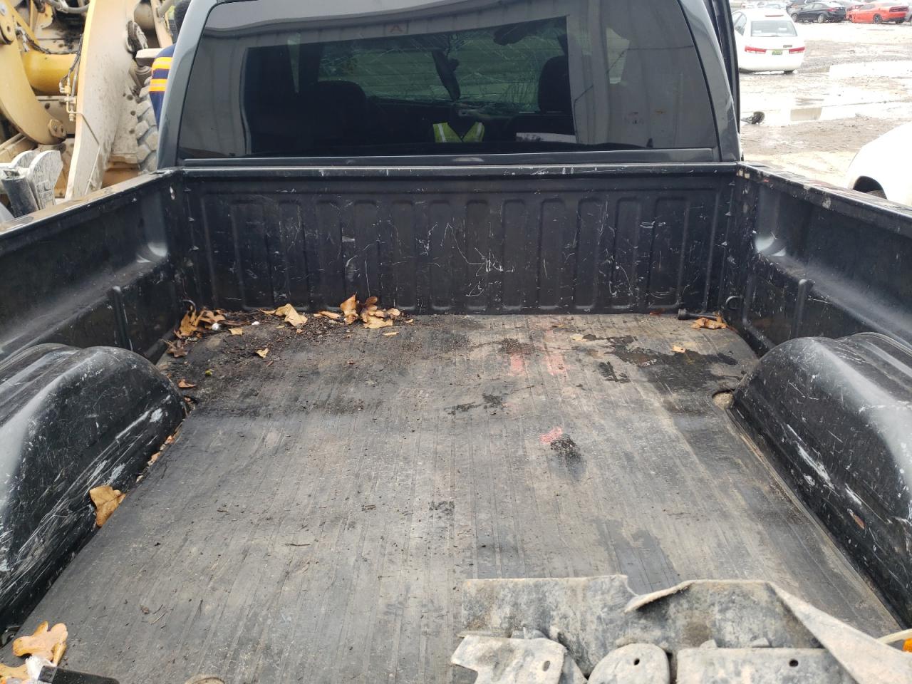 Photo 9 from auction – 2003 CHEVROLET SILVERADO with VIN 2GCEC19T931371070