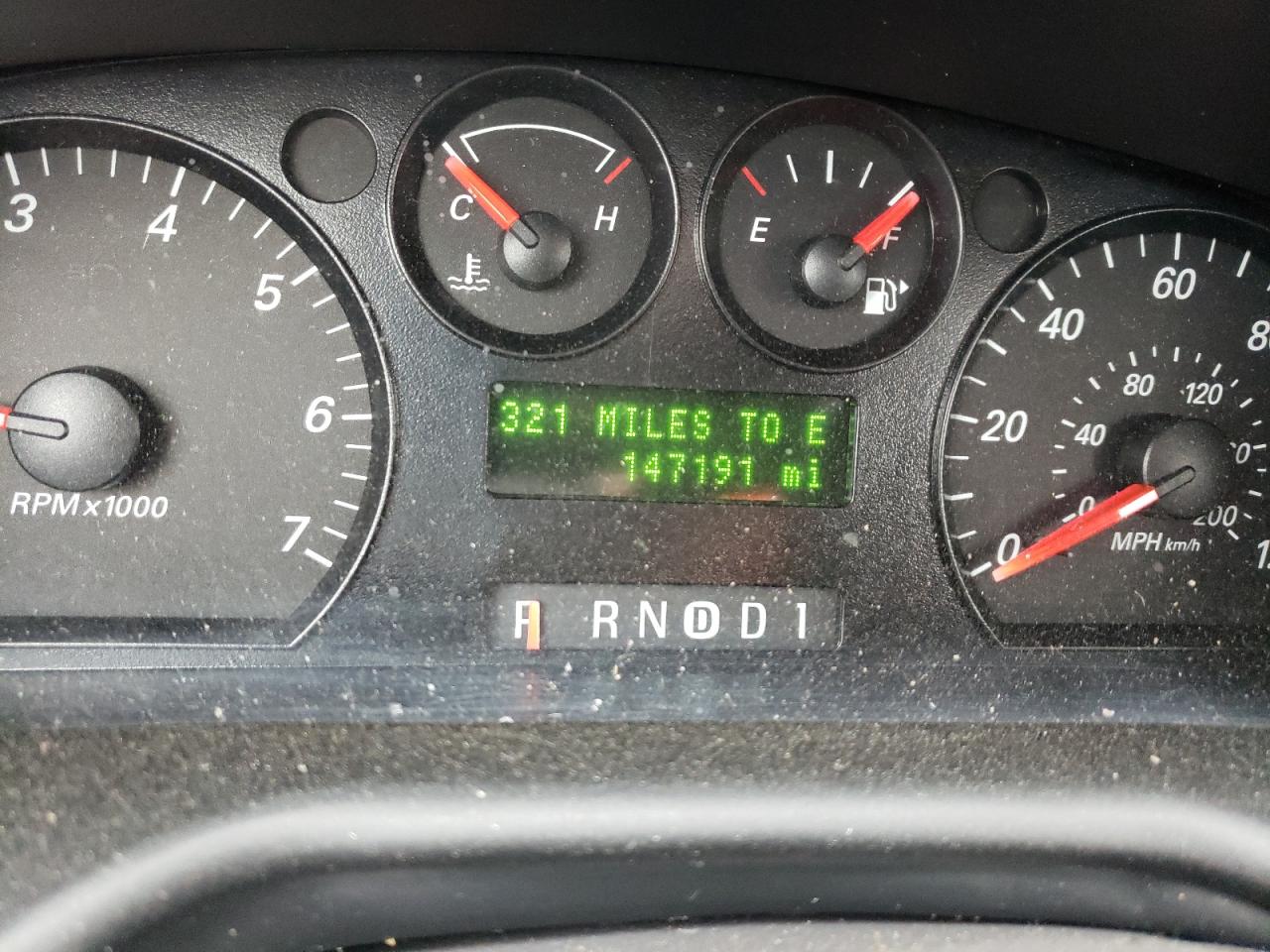 Photo 8 from auction – 2006 FORD TAURUS SE with VIN 1FAHP53U16A224543