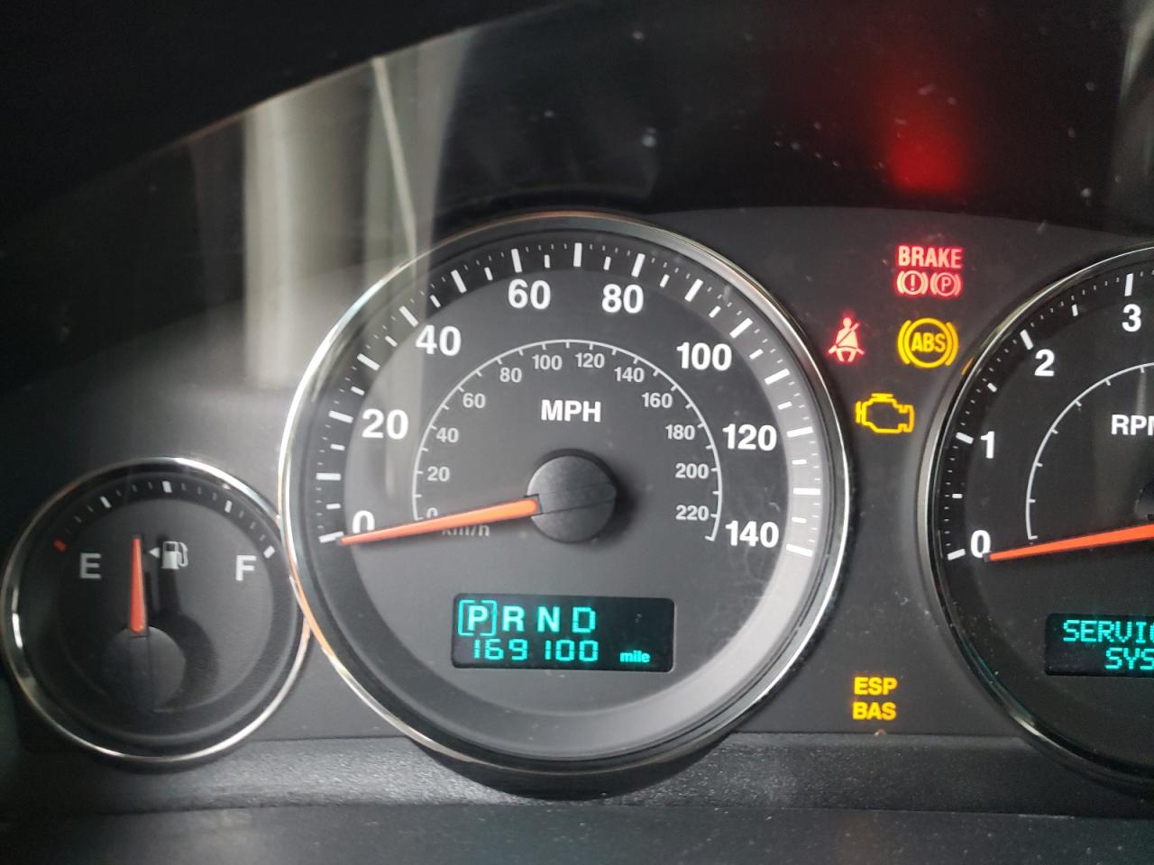 Photo 8 from auction – 2006 JEEP COMMANDER with VIN 1J8HG58N76C149808