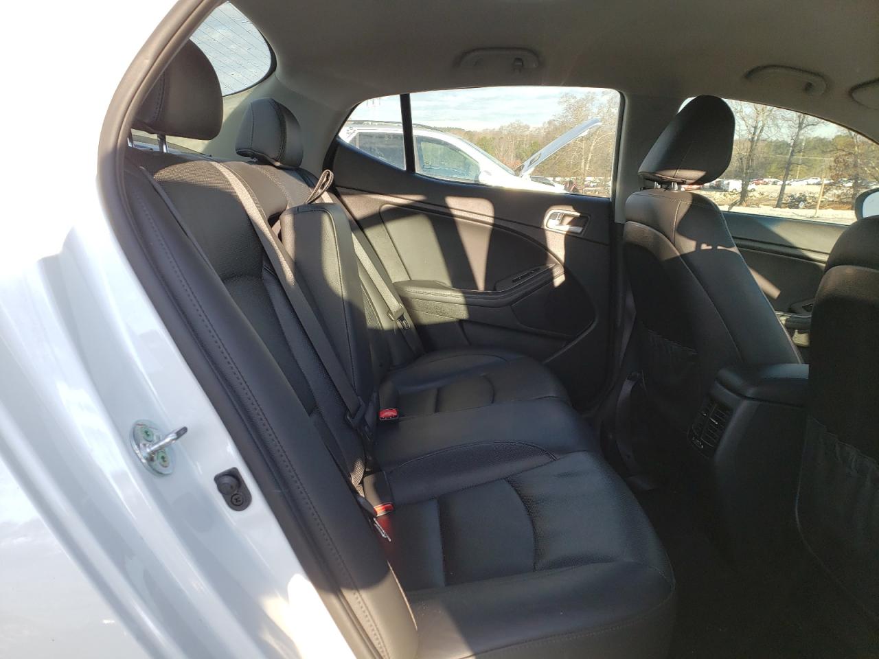 Photo 6 from auction – 2015 KIA OPTIMA SX with VIN 5XXGR4A77FG454938