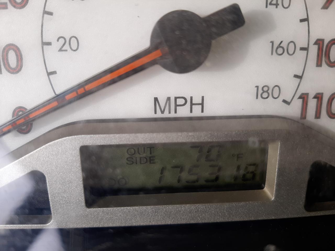Photo 8 from auction – 2007 TOYOTA COROLLA CE with VIN 1NXBR32E67Z824561