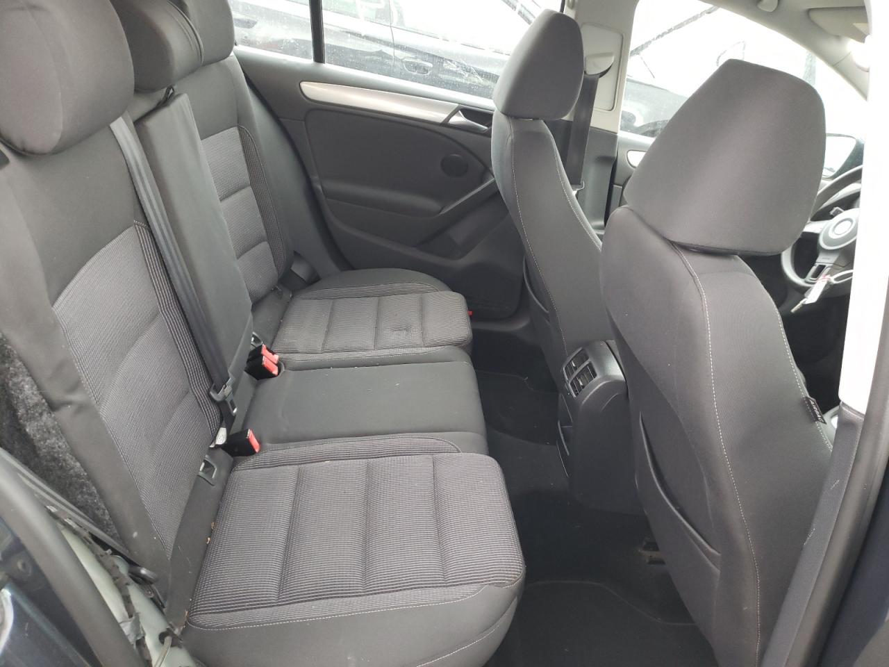 Photo 6 from auction – 2012 VOLKSWAGEN GOLF with VIN WVWDB7AJ6CW279371