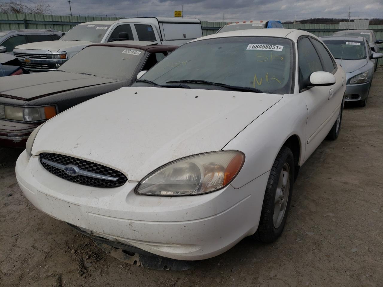 Photo 2 from auction – 2001 FORD TAURUS SE with VIN 1FAFP53UX1G120033
