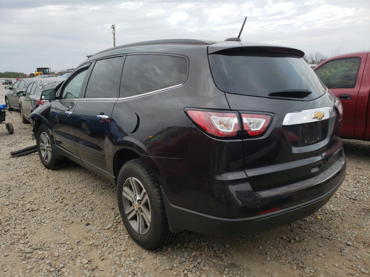 Photo 3 from auction – 2016 CHEVROLET TRAVERSE L with VIN 1GNKRHKD8GJ126518