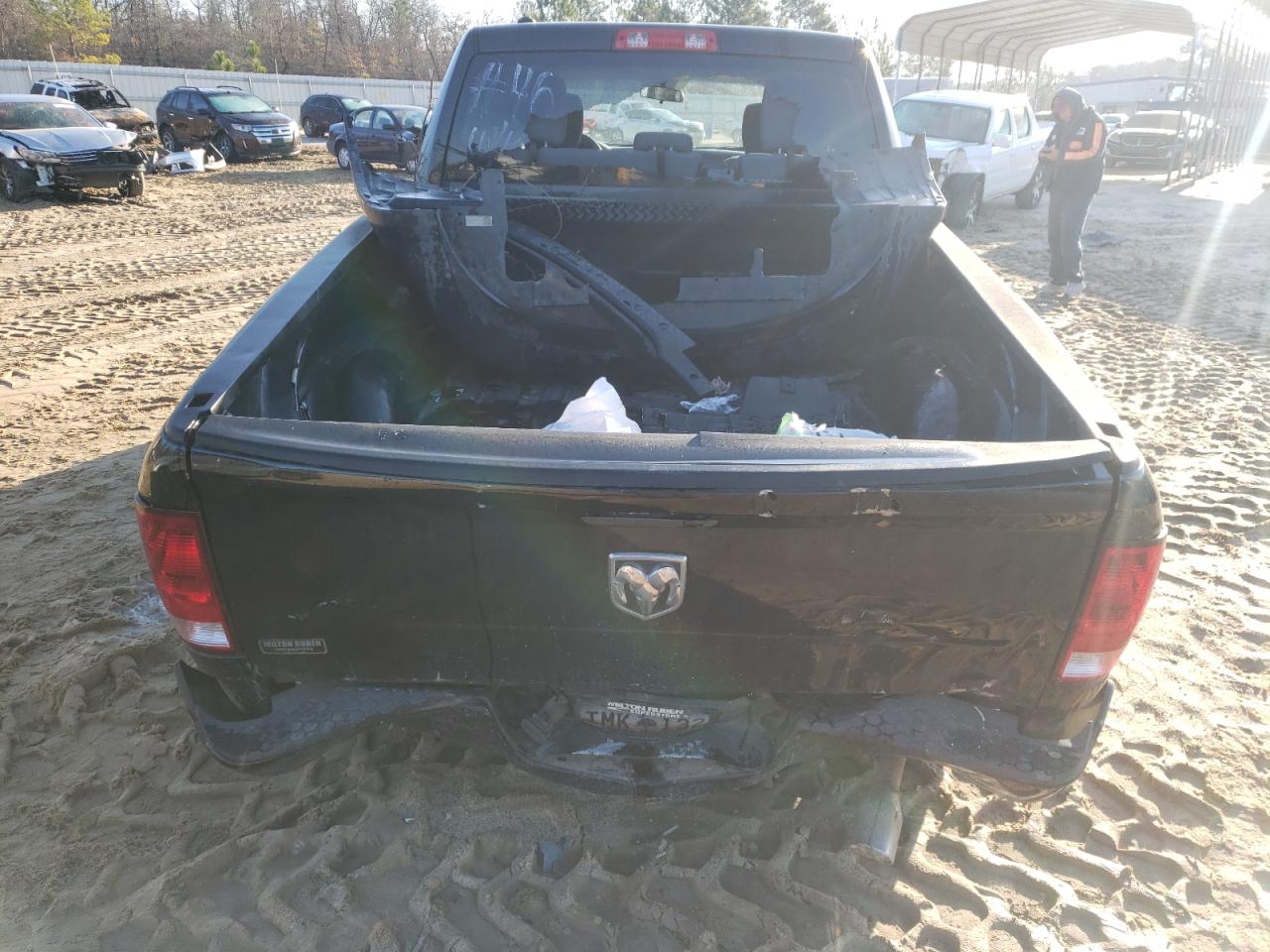 Photo 9 from auction – 2014 RAM 1500 with VIN 1C6RR6FT6ES250069