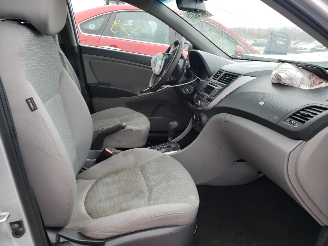 Photo 5 from auction – 2016 HYUNDAI ACCENT SE with VIN KMHCT4AE1GU000335