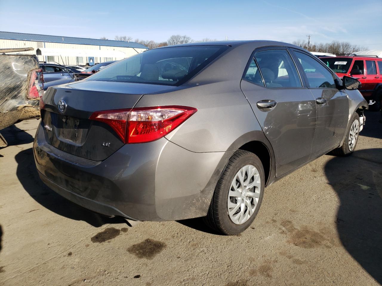 Photo 4 from auction – 2019 TOYOTA COROLLA L with VIN 2T1BURHE1KC183953