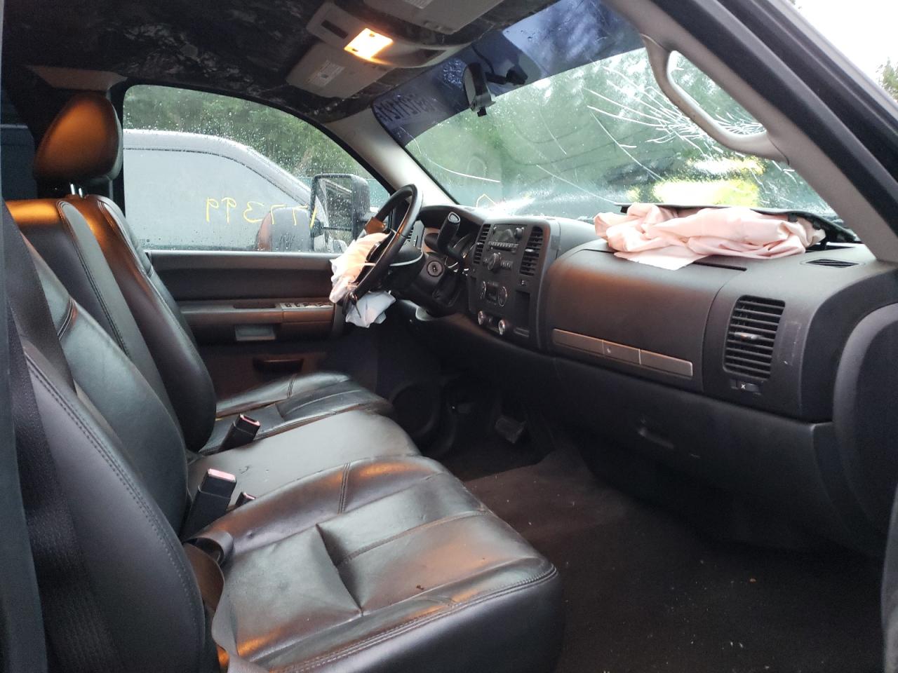 Photo 5 from auction – 2009 CHEVROLET SILVERADO with VIN 1GCEC29J69Z233779
