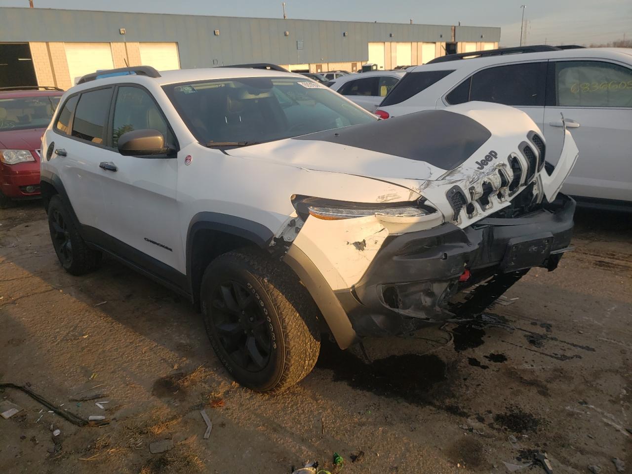 Photo 1 from auction – 2015 JEEP CHEROKEE T with VIN 1C4PJMBS6FW654301